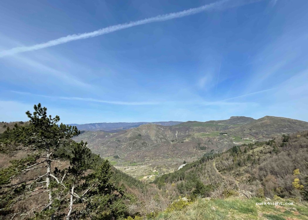 (07200) Saint-Étienne-de-Boulogne - Unnamed Road — foto 4