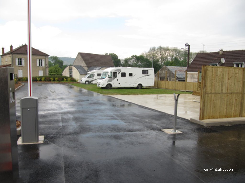 (02330) Condé-en-Brie - 55 Rue du Cahot — foto