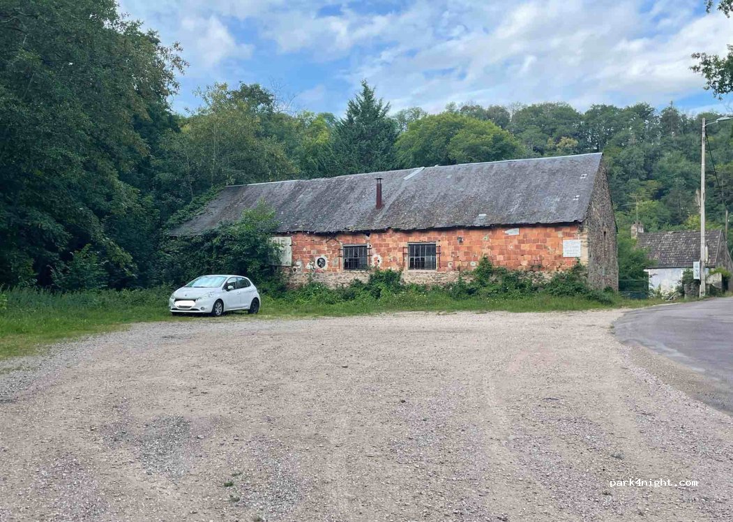 (89200) Avallon - 13 Rue des Îles Labaumes — foto 3