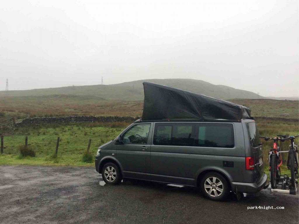 (G84 9EB) Inverlauren - Unnamed Road — foto