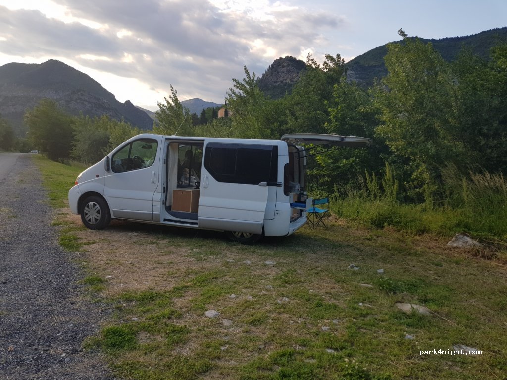 (06260) Puget-Théniers - Lara — foto