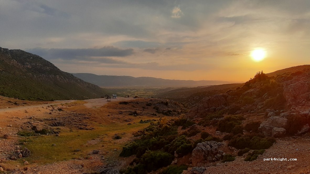 (03402) Capali - Unnamed Road — foto 2