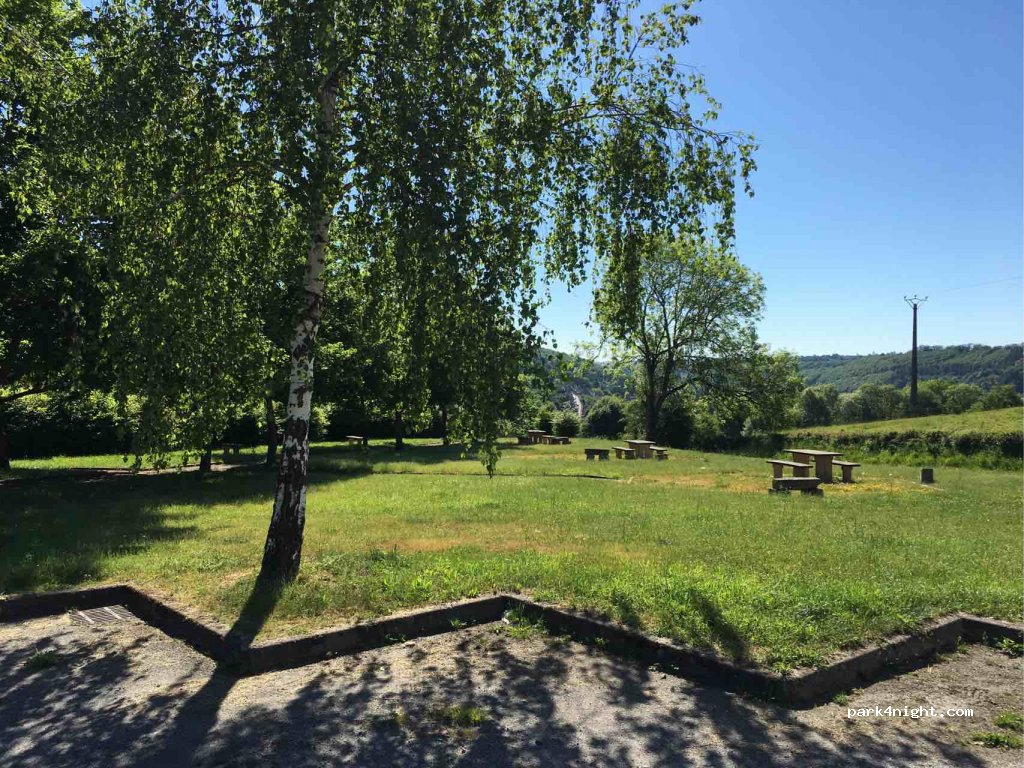 (23170) Chambon-sur-Voueize - — foto