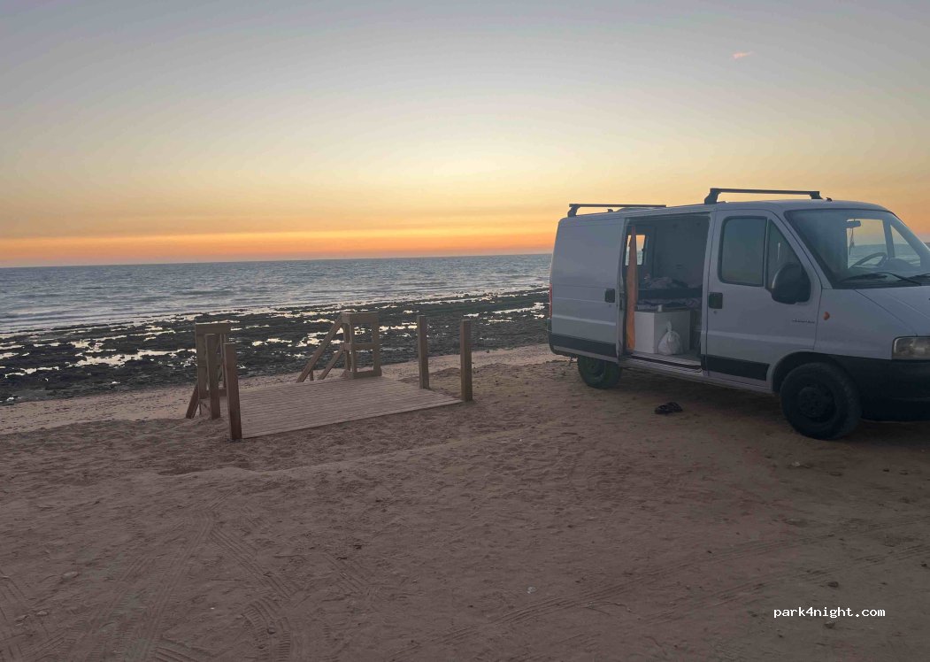 (11520) Rota - 359 Paseo Almadraba — foto 4