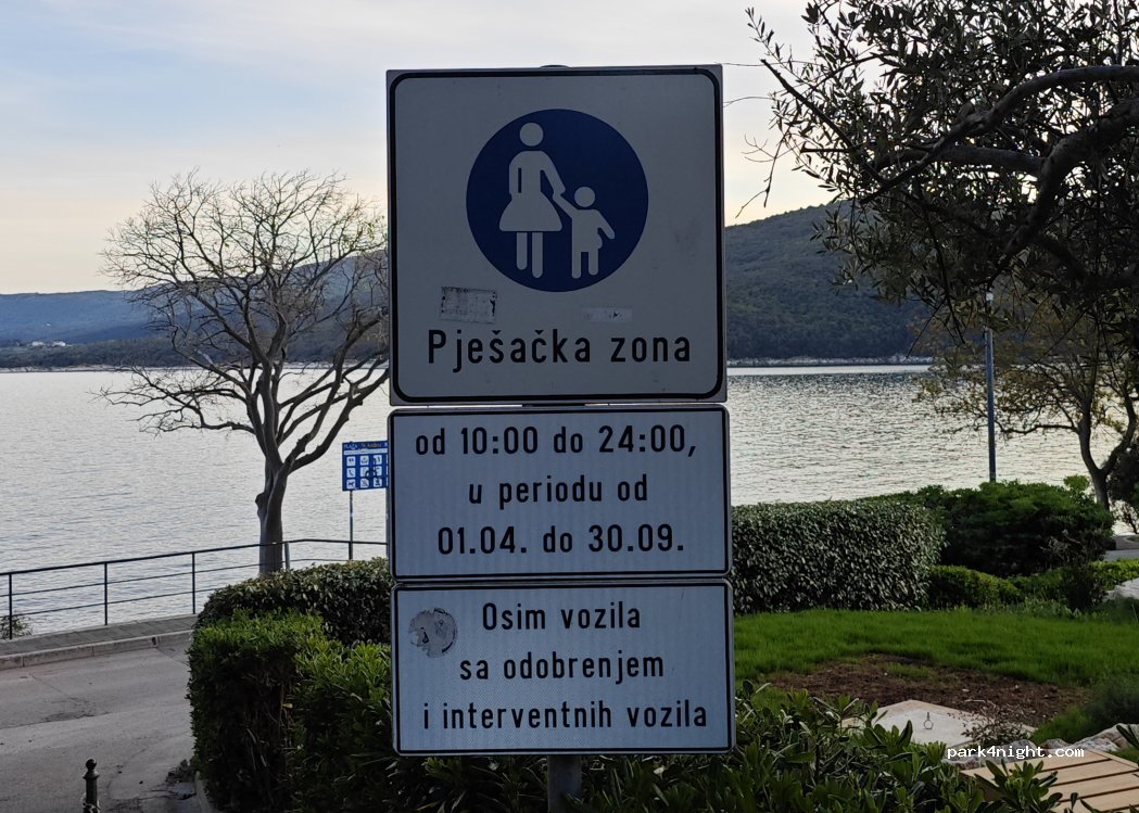 (52221) Rabac - 75 Ulica Maršala Tita — foto 4