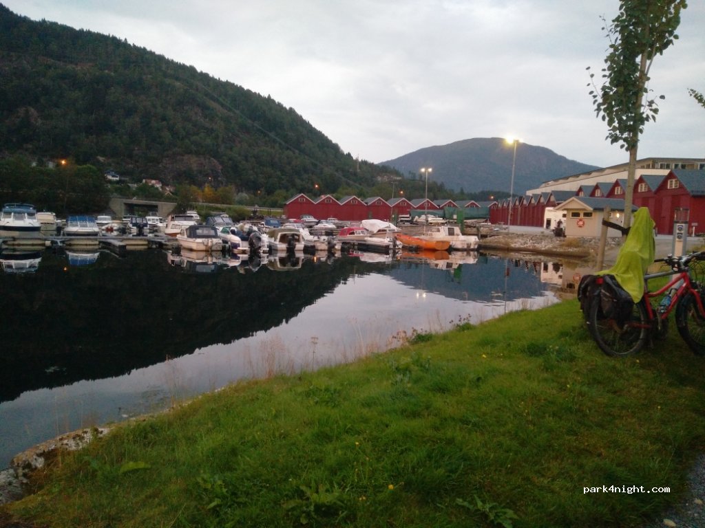 (6800) Førde - 22 Firdavegen — foto 2