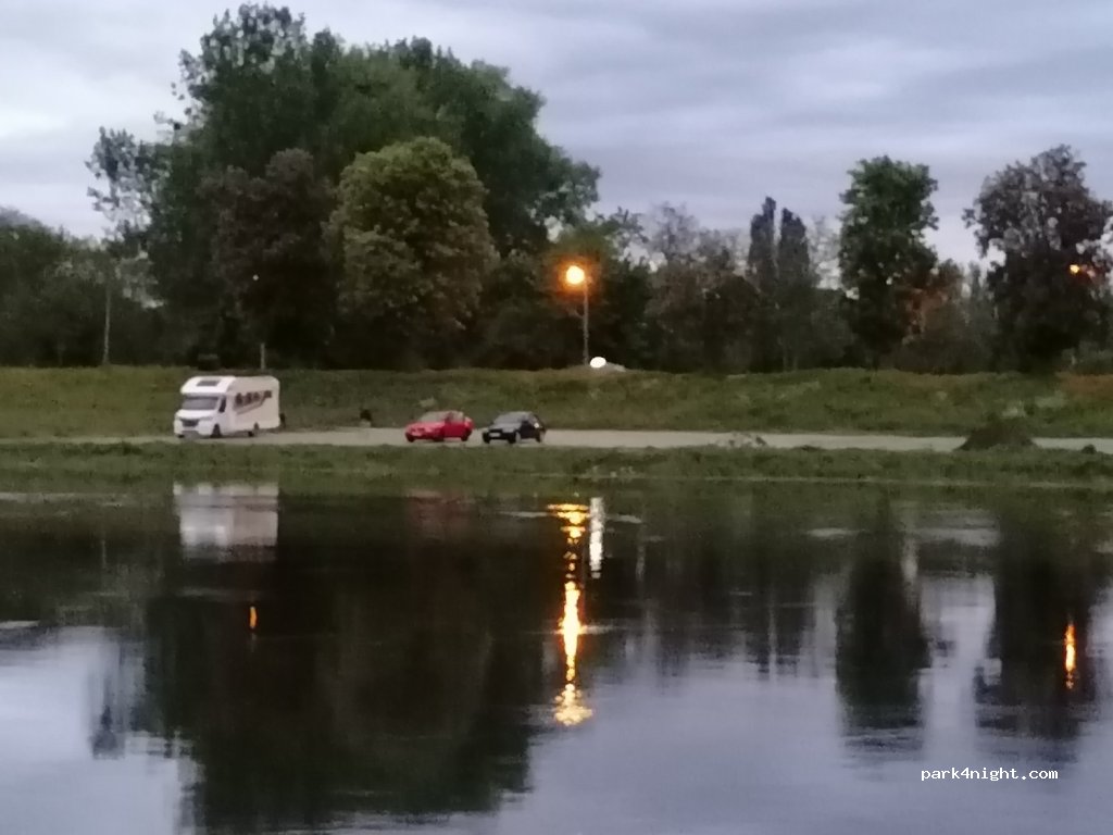 (66-400) Gorzów Wielkopolski - 39 wał Okrężny — foto
