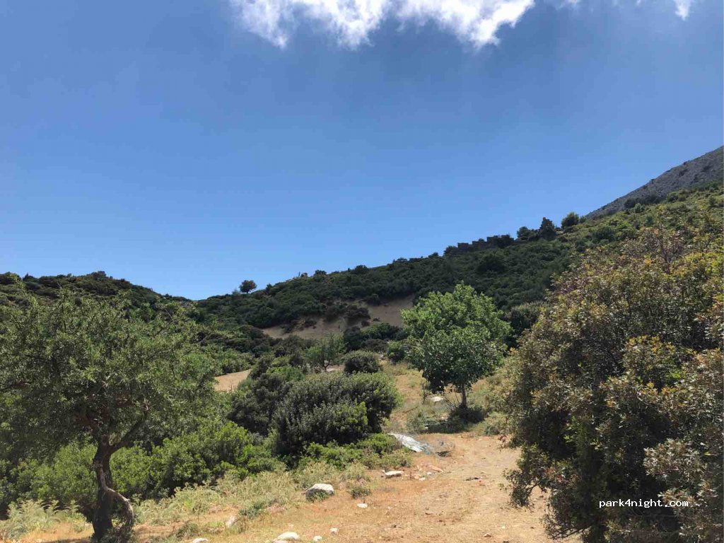(300 14) Kato Vasiliki - Unnamed Road — foto