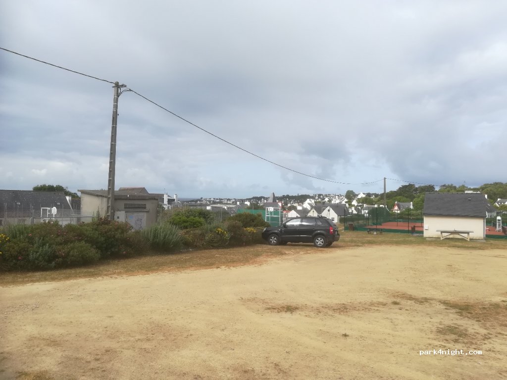(29770) Audierne - 15 Rue Henri Dunant — foto