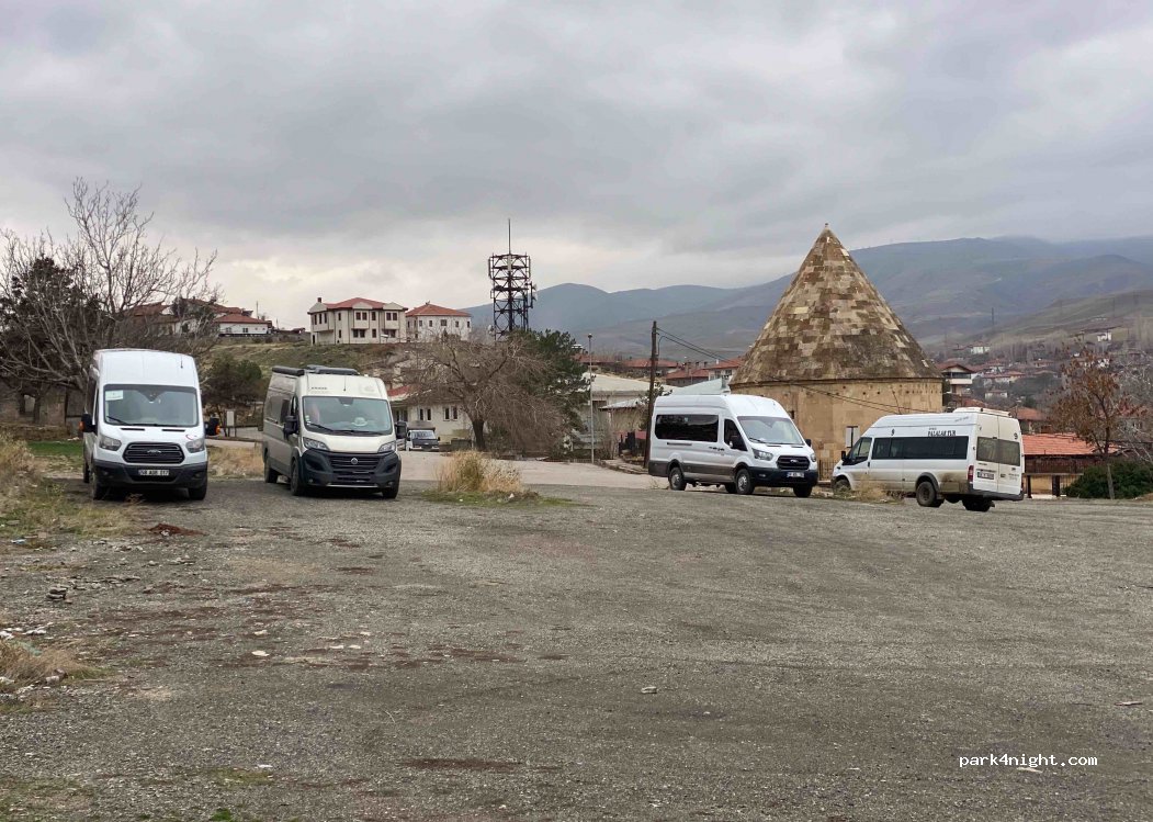 (58300)  - 4 Kale Sokak — foto