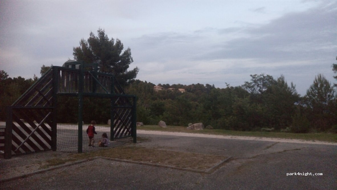 (84220) Murs - Unnamed Road — foto 3