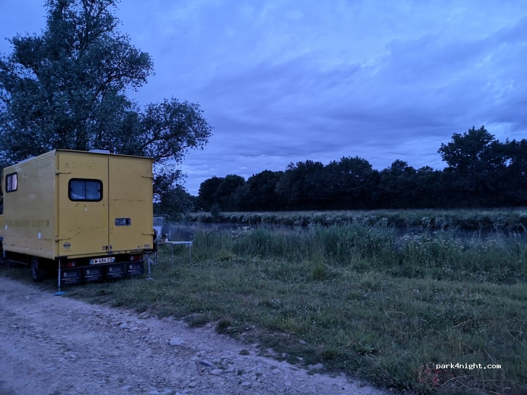 (35600) Redon - Chemin de Halage — foto 2