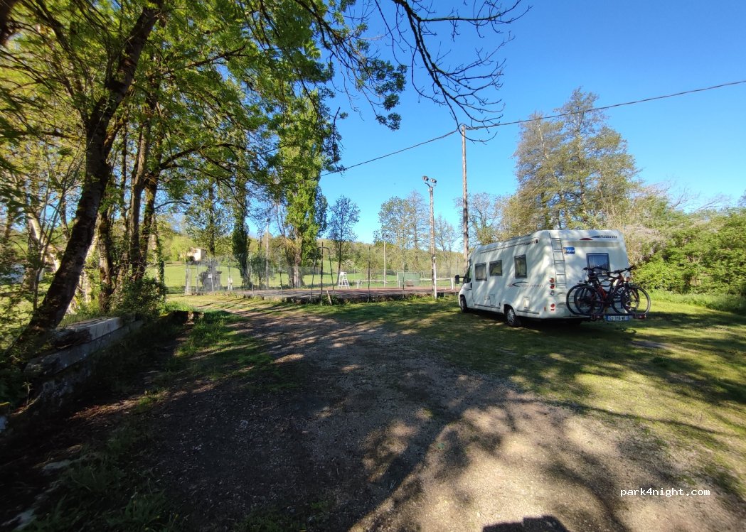 (46100) Lissac-et-Mouret - D18 — foto 3