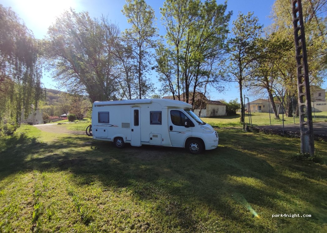(46100) Lissac-et-Mouret - D18 — foto 4