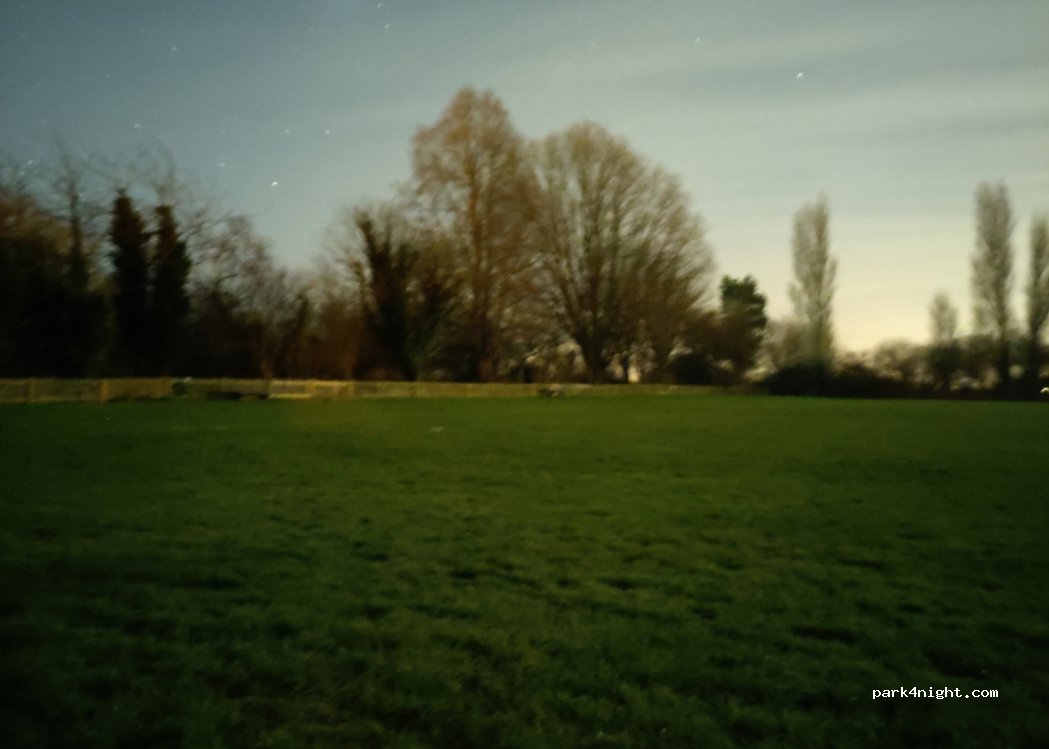 (BN24 5LB) Pevensey - 8 Saint Nicolas Close — foto