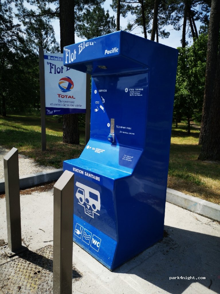 (33720) Saint-Michel-de-Rieufret - Chemin de Quillot — foto 2