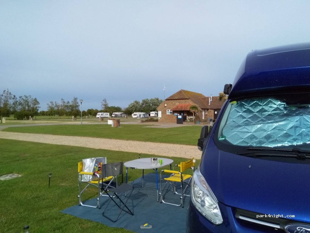 Warner Farm Touring Park — foto 2