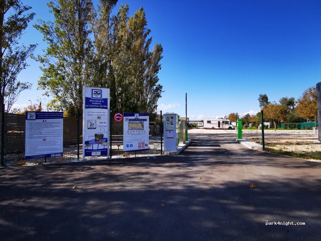 (66200) Alénya - Route de Saint-Cyprien Plage — foto