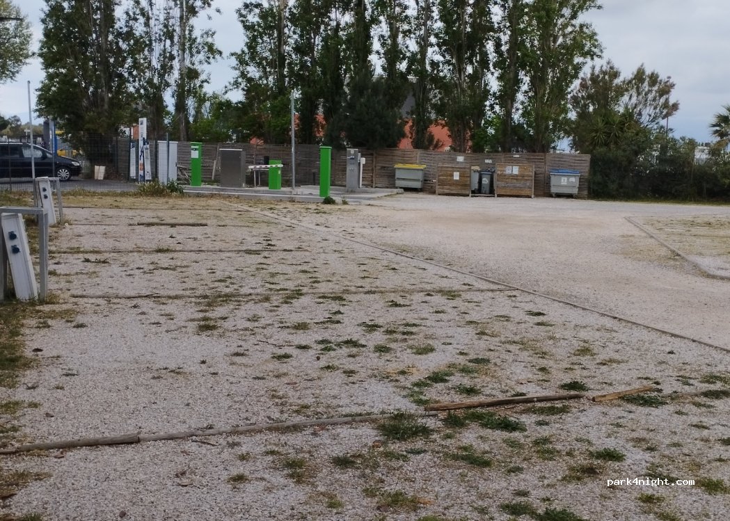 (66200) Alénya - Route de Saint-Cyprien Plage — foto 4