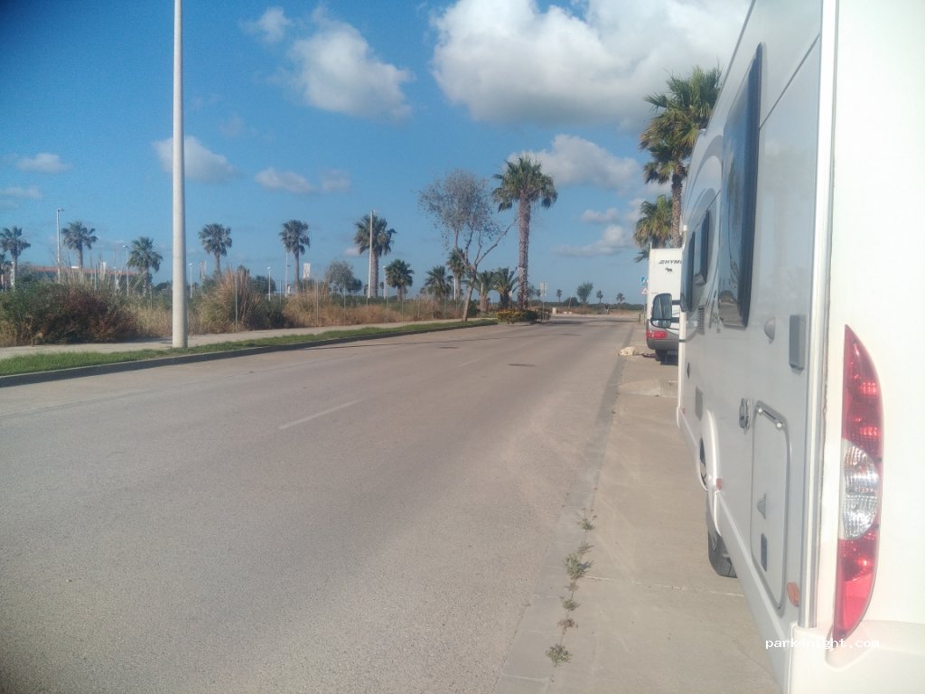 (11550) Chipiona - Calle Wagner — foto
