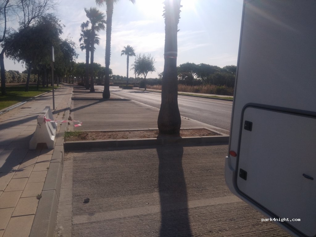 (11550) Chipiona - Calle Wagner — foto 3