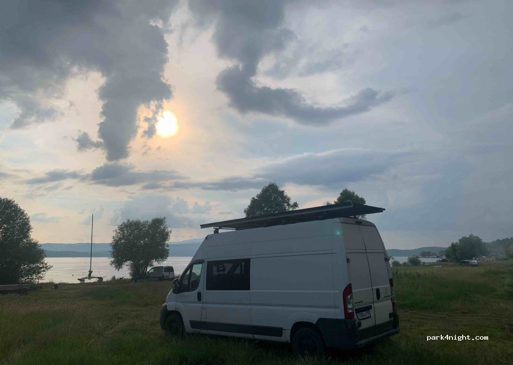 () Iskar lake - — foto 4