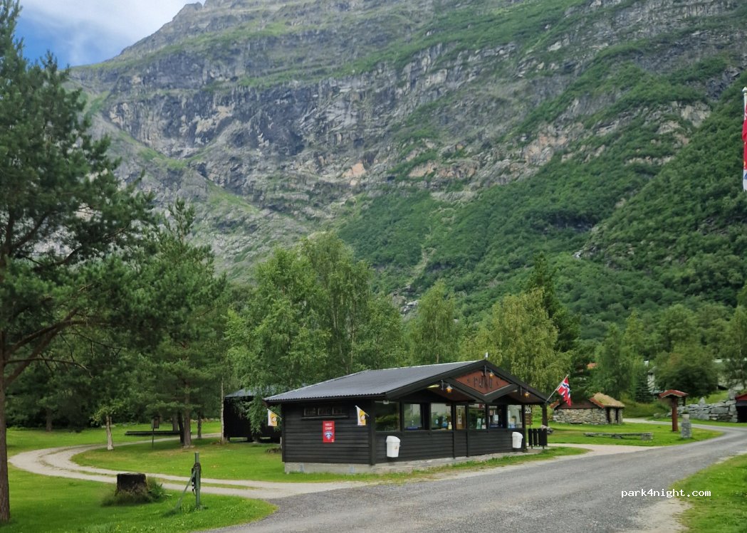Furu Laksvald Camping — foto 4