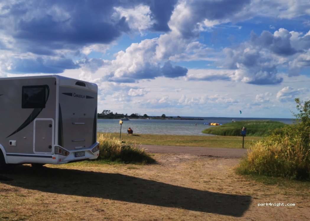 (387 92) Borgholm - Ekerumsvägen 31 — foto