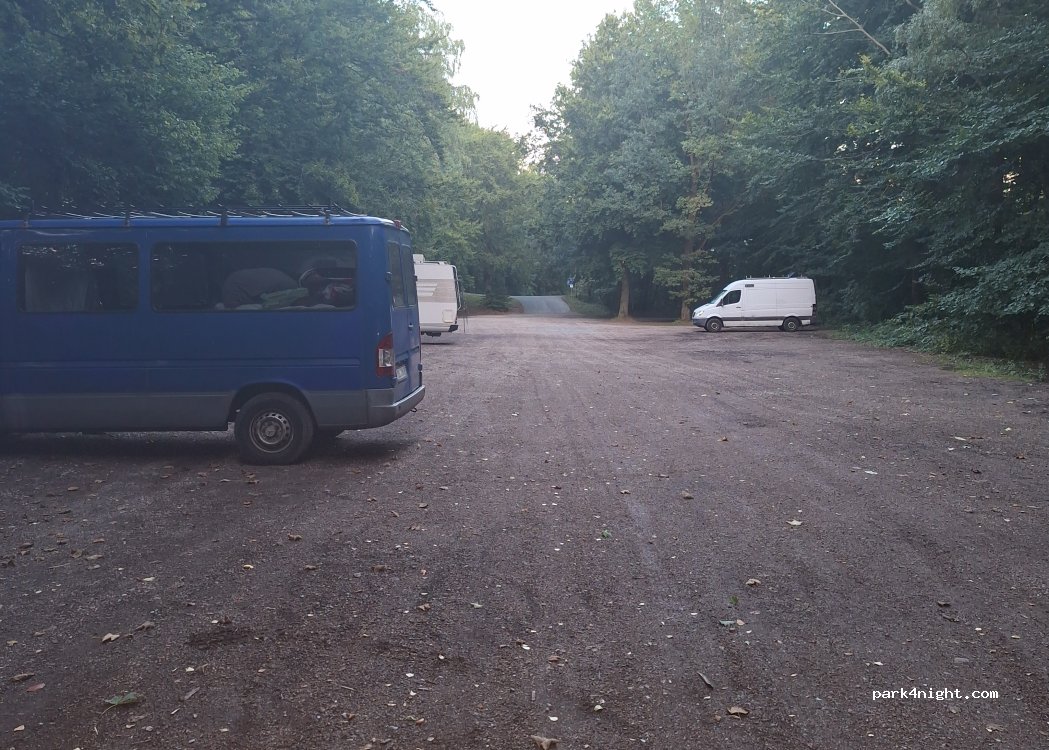 (98693) Ilmenau - 14 Schleusinger Allee — foto