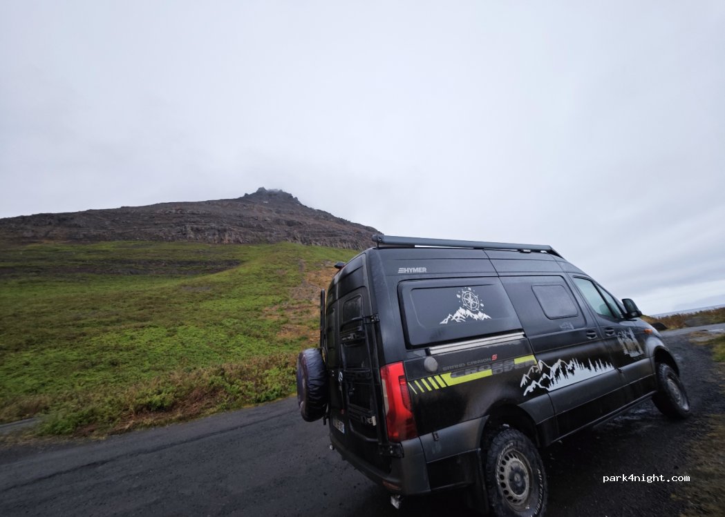 () Hnífsdalur - Djúpvegur — foto 4