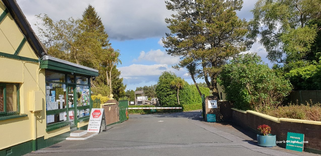 (A98 T2K0) Roundwood - 1 Ashtown Lane — foto
