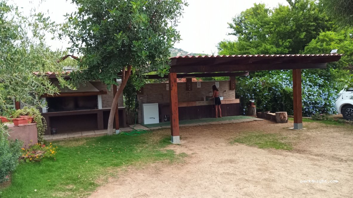 Area Sosta Villasimius Campersimius — foto