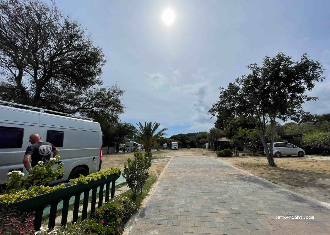 Area Sosta Villasimius Campersimius — foto 4