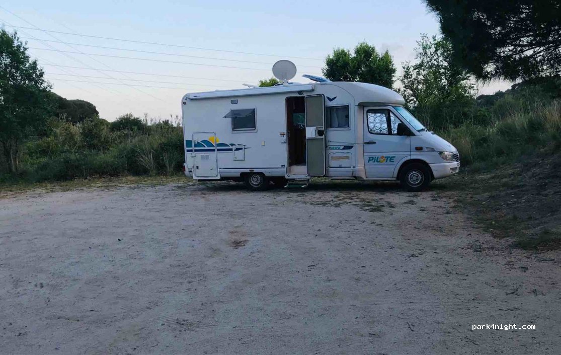 (08916) Badalona - 21 Carretera de Can Ruti — foto 4