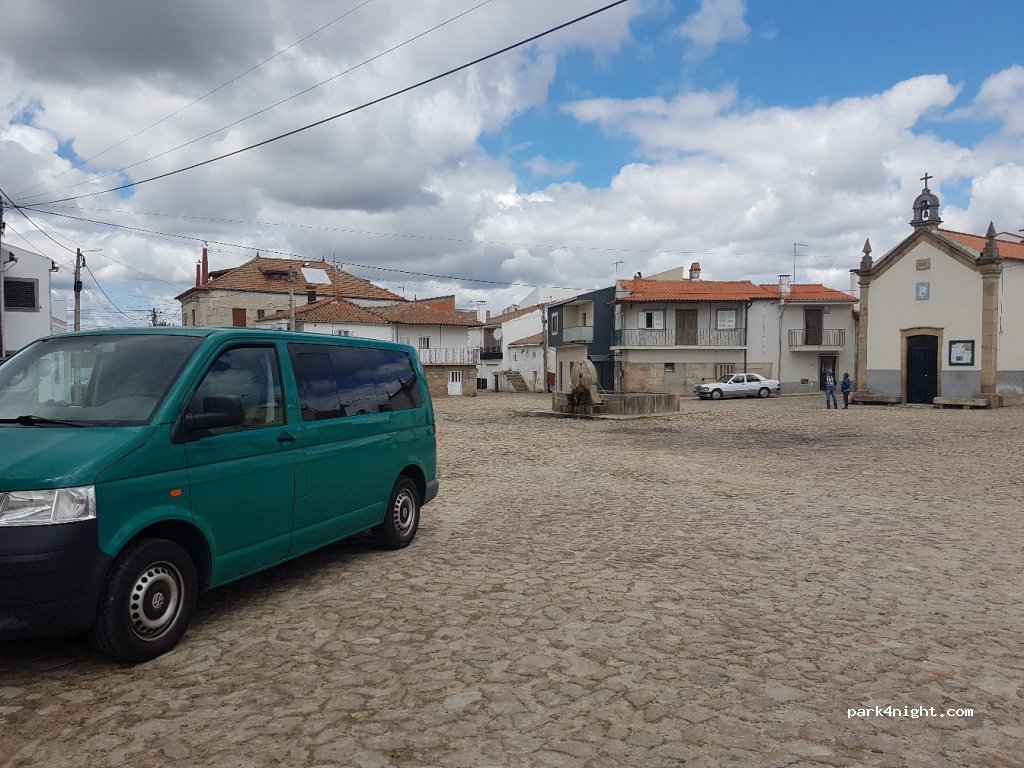 (5160)  - 59 Largo da Lameira — foto