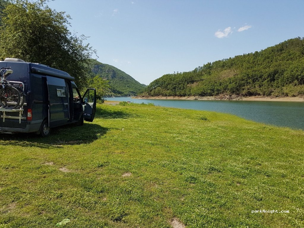 () Centar Zhupa - R1201 — foto