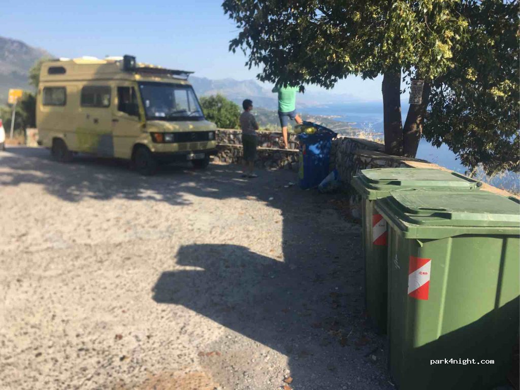 (240 22)  - Eparchiaki Odos Kalamatas - Areopolis — foto 2