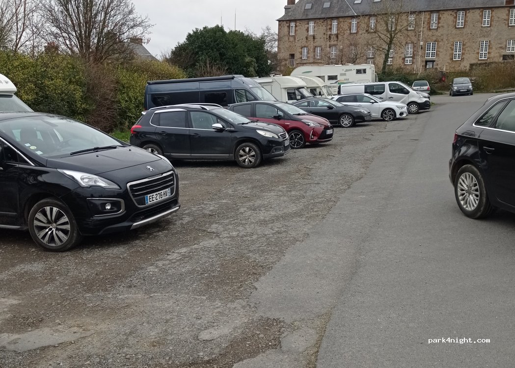 (50300) Avranches - 1-3 Chemin de la Boutonnière — foto 2