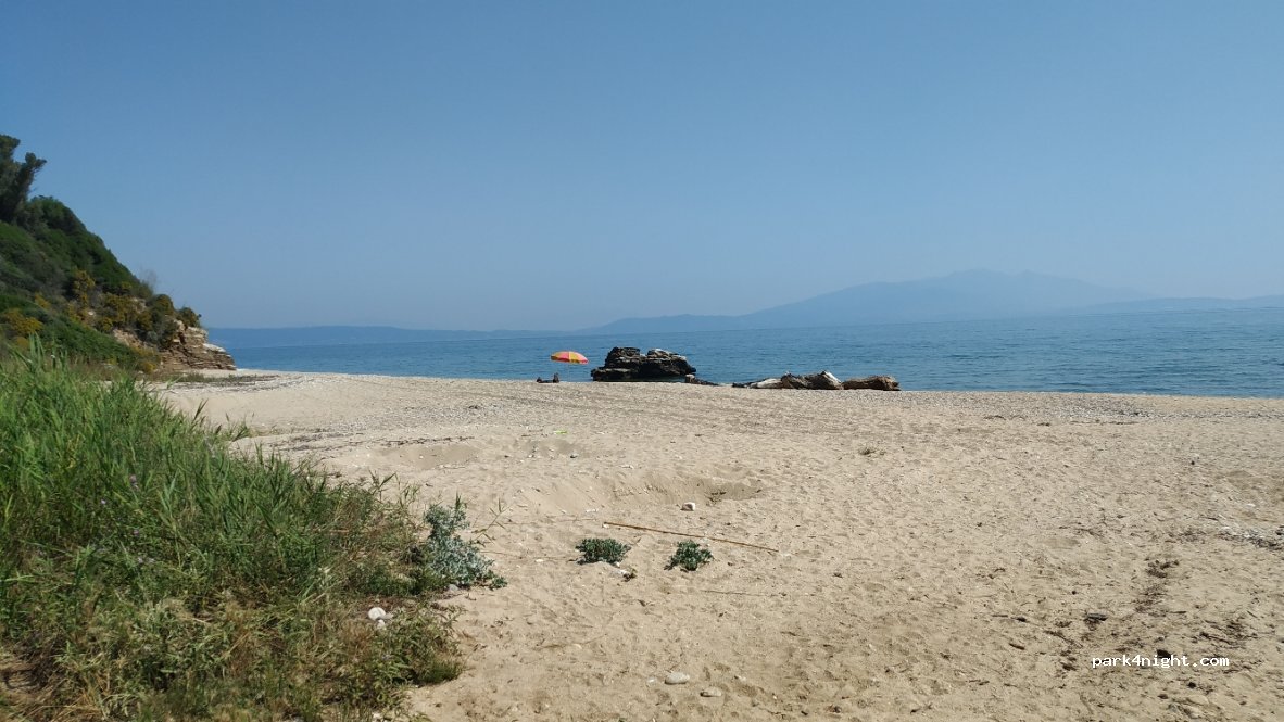 (630 74)  - Eparchiaki Odos Stavrou-Neas Chalkidikis — foto