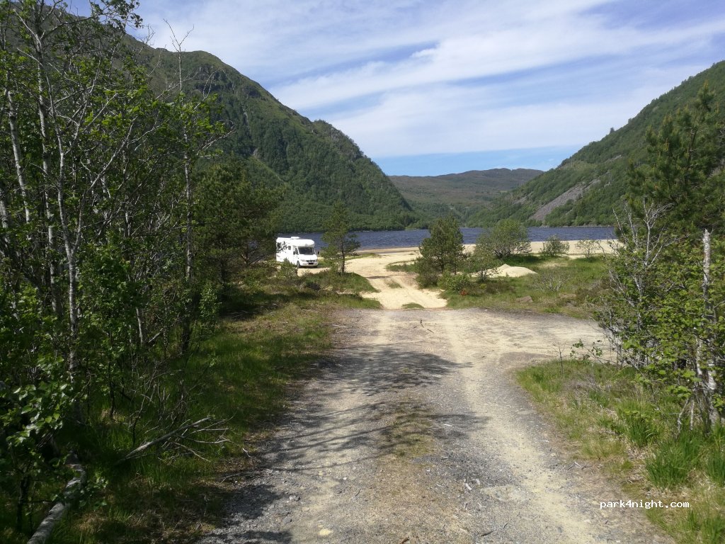 (6146) Vanylven - Sekundær Fylkesveg 1 — foto