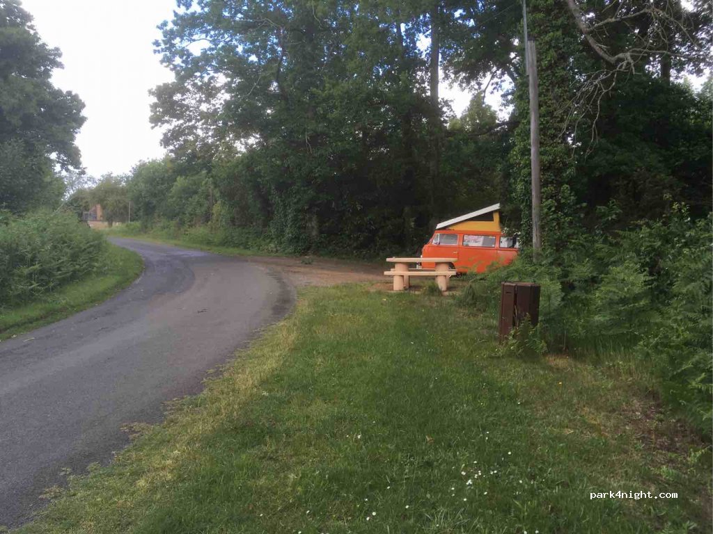 (72220) Saint-Ouen-en-Belin - Claire Fontaine — foto