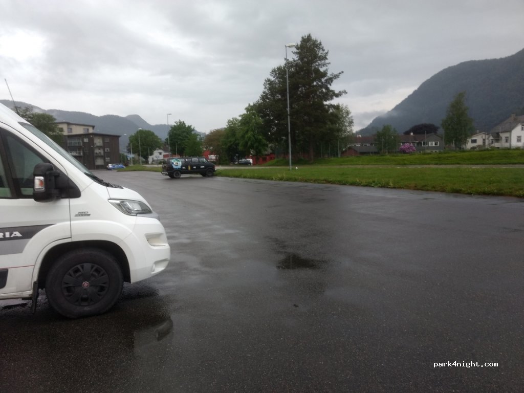 (6800) Førde - 8 Angedalsvegen — foto