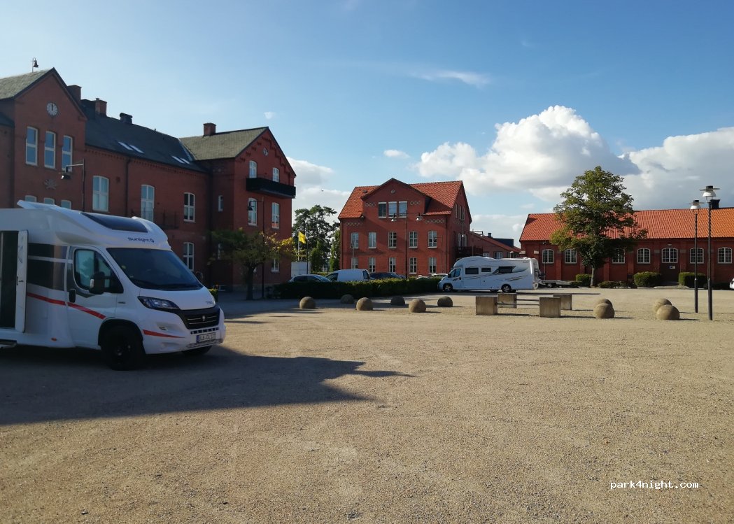 (271 39) Ystad - 2 Björnstjernegatan — foto 3