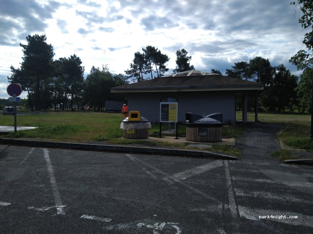 (17210) Bedenac - Unnamed Road — foto