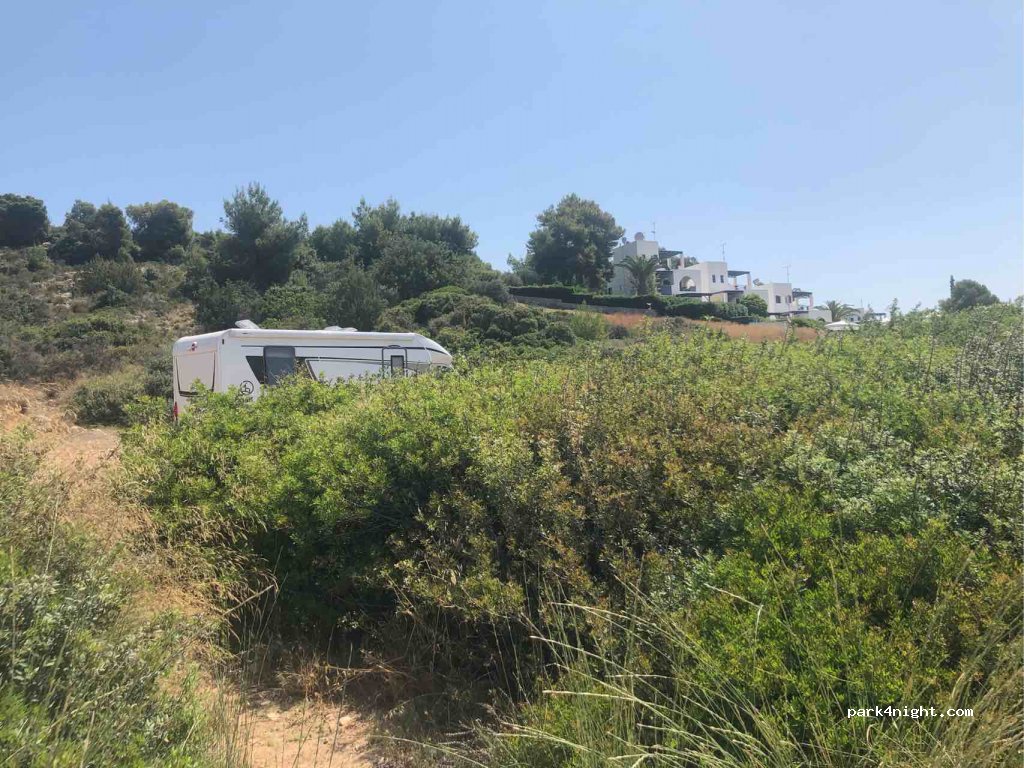 (213 00) Kranidi - Unnamed Road — foto