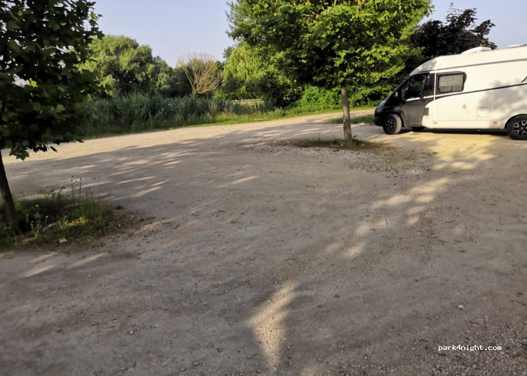 (9353) Szárföld - 4 85 — foto 2