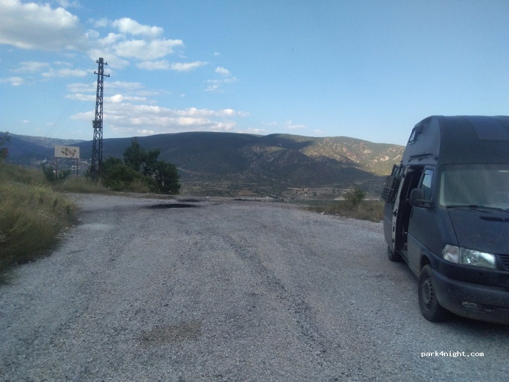(18400) Köyü - Çankırı Kastamonu Yolu — foto 2