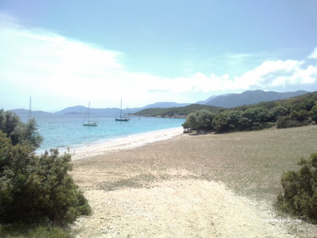 (300 12) Paleros - Unnamed Road — foto