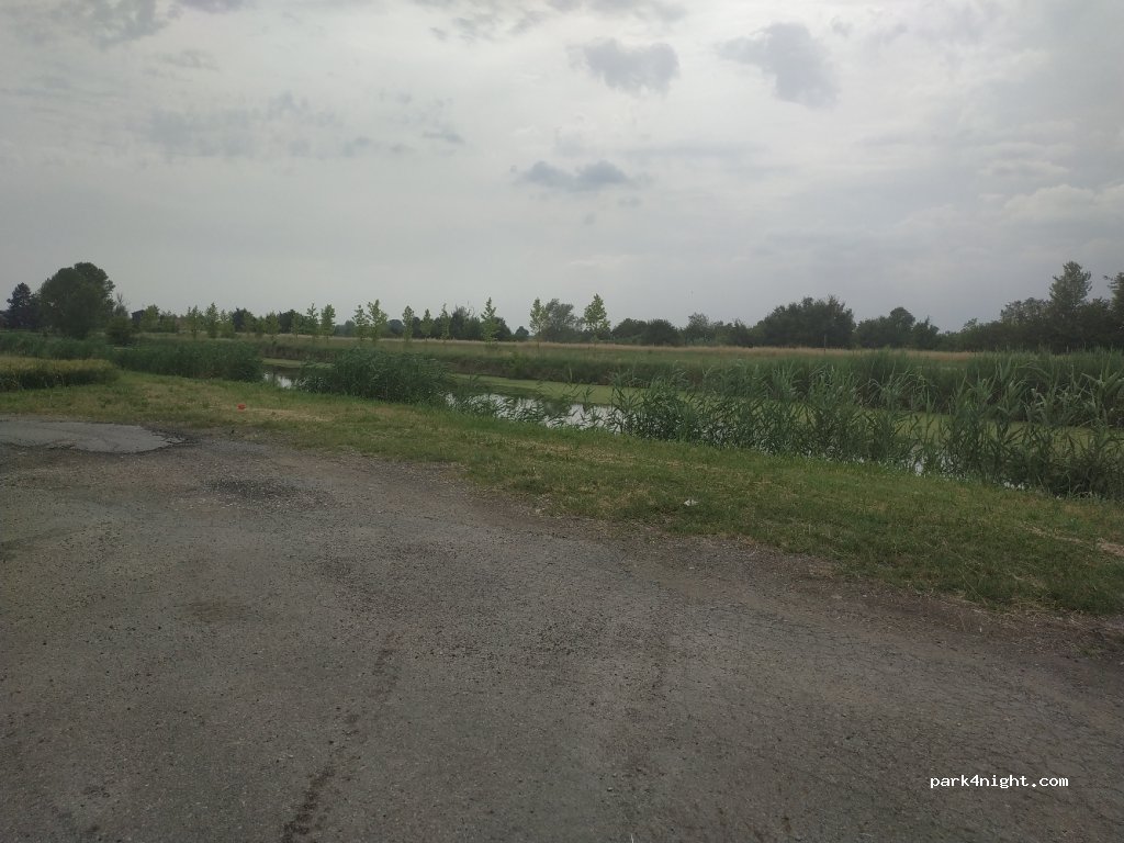 (46030) San Matteo delle Chiaviche - 86 Via Luigi Cadorna — foto