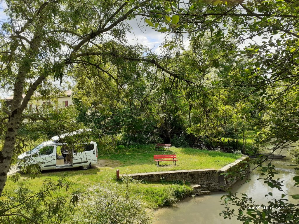 (79210) Saint-Hilaire-la-Palud - 6 Chemin du Grand Port — foto 2
